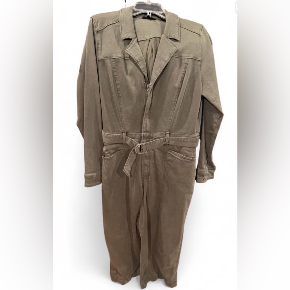 PAIGE - women’s green jumpsuit.